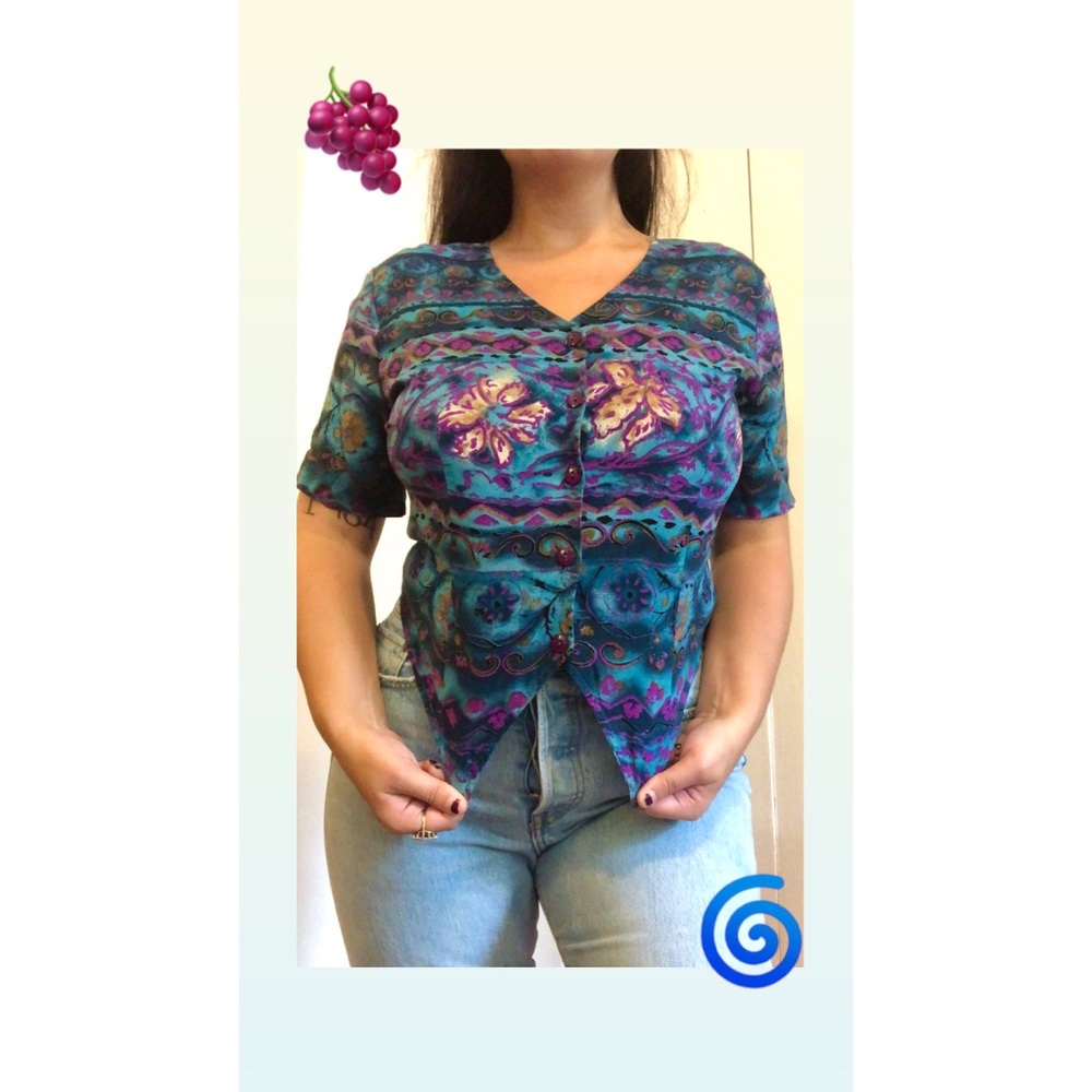 Funky vintage button-up top